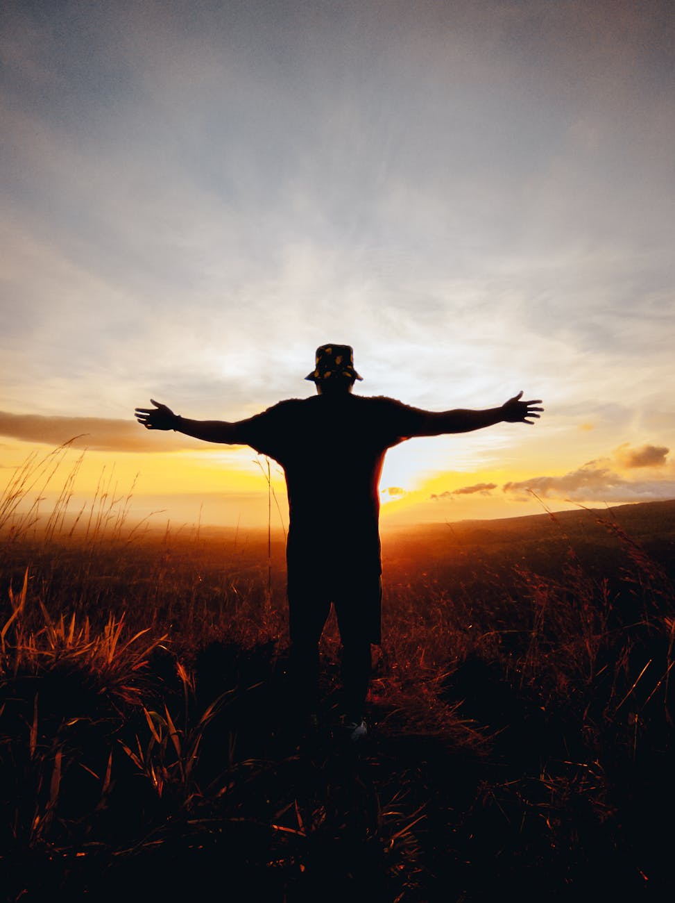 Is Naivety Strength?