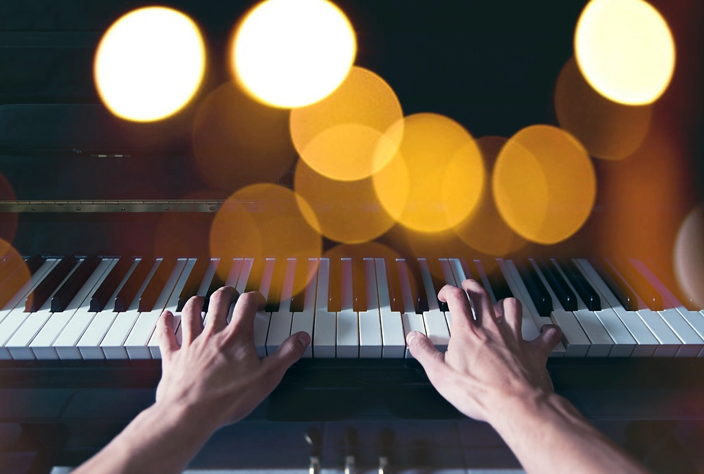 Free piano image